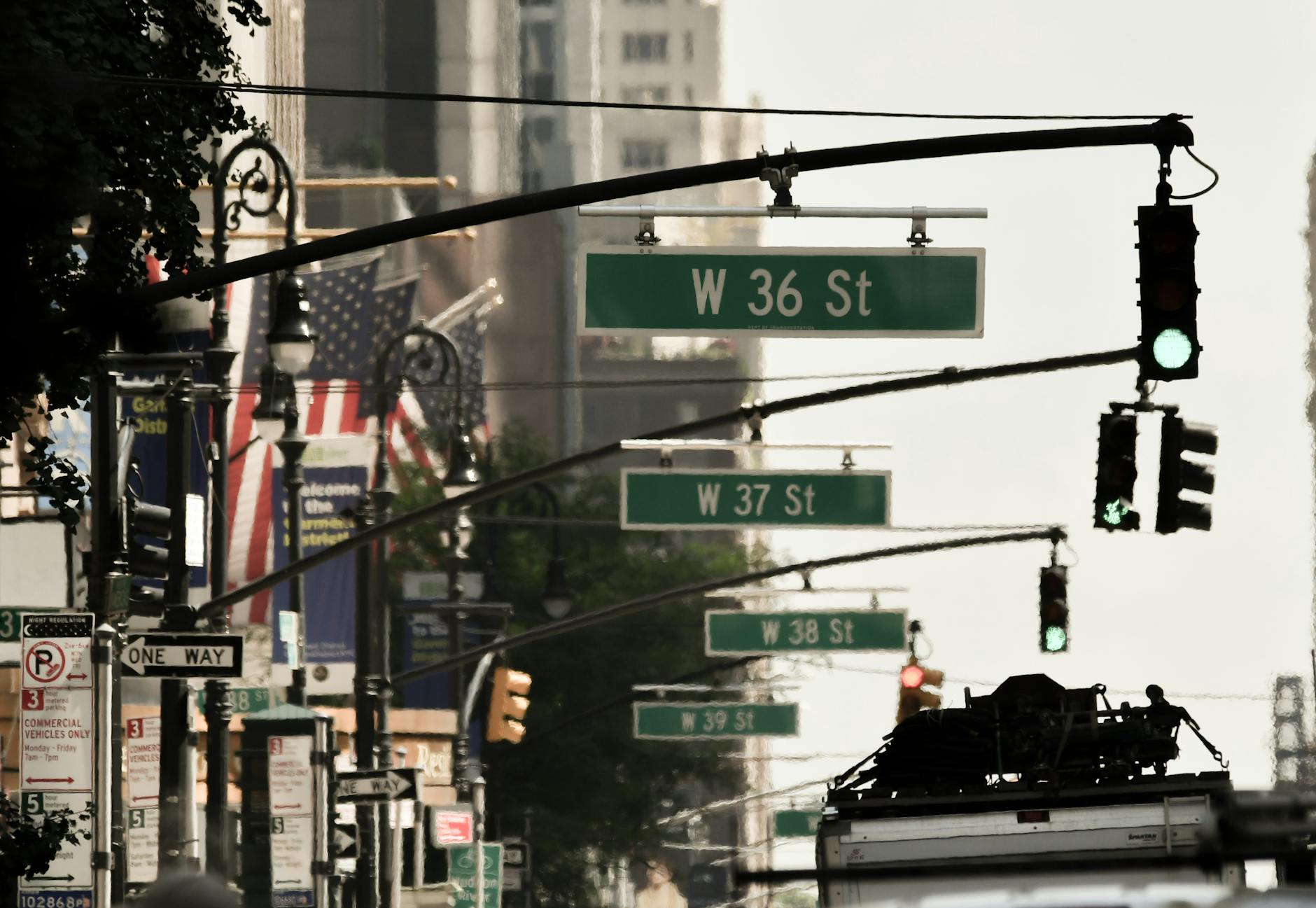 Widok zamku w Jaworze - zabytek wymagający gruntownego remontu obejmującego wiele lat pracy